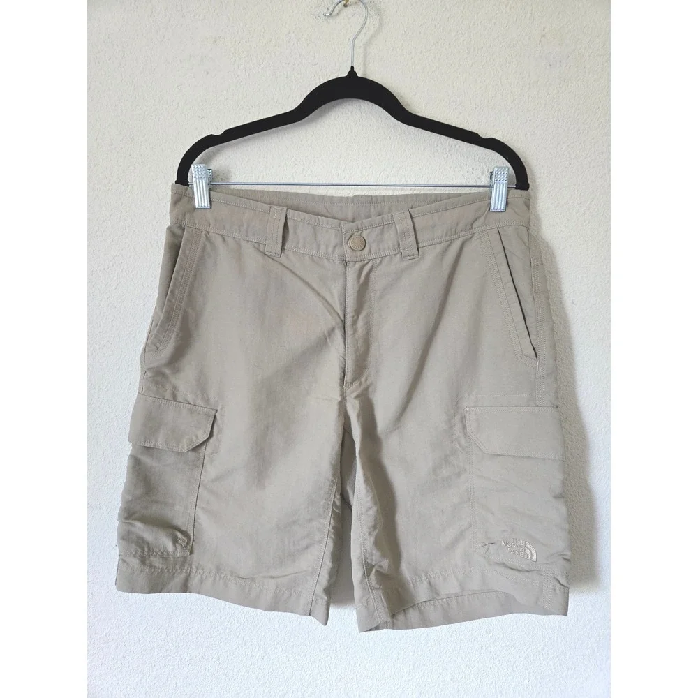 The North Face Mens Cargo Shorts Tan Khaki Nylon Hiking Trail Utility Size 32